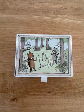 The Ollie swaddle stone grey